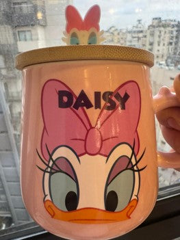 Daisy mug with wood lid and teaspoon