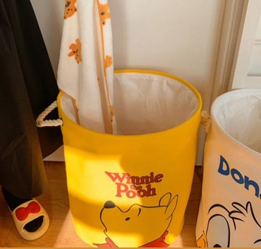 Foldable Winnie the Pooh laundry / toys basket